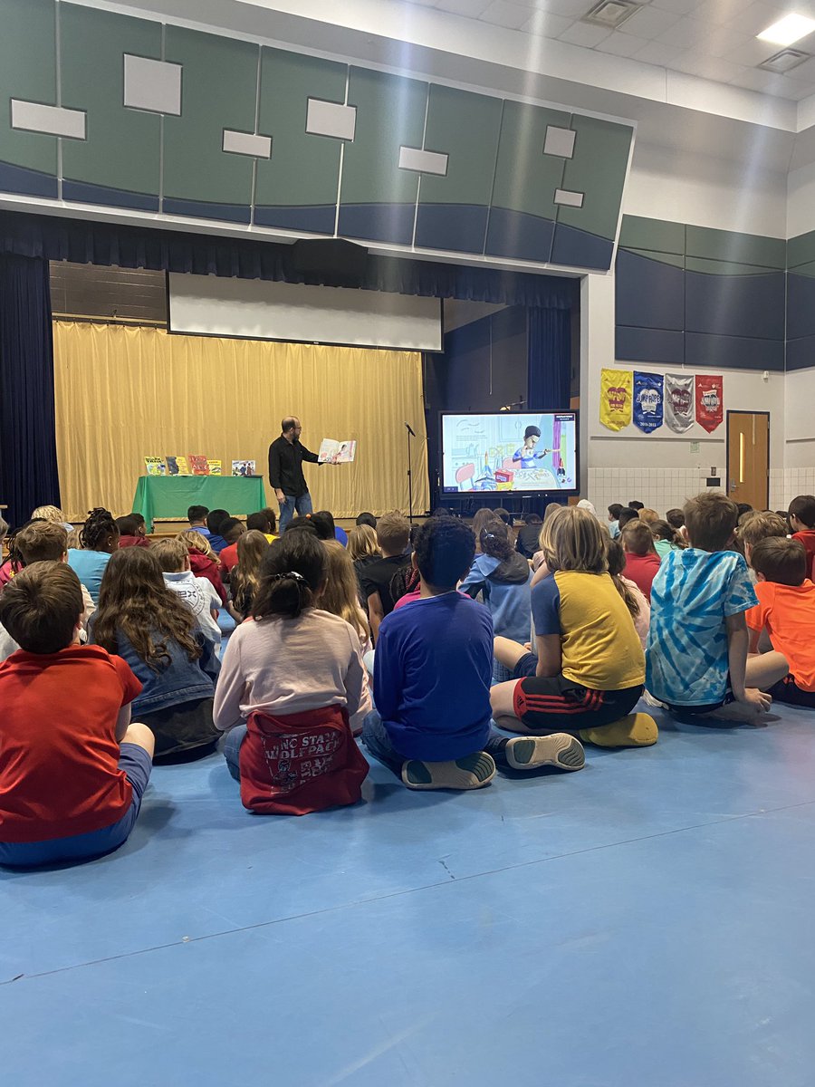MrsCasbonsClass's tweet photo. We loved the author visit with Chris Barton today! Of course, we had to finish reading Whoosh! during read aloud today 😄 @underwoodgtm @sanndavis #ugtm https://t.co/uaBpOpcgr0