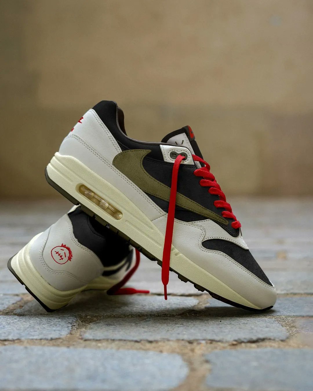 Sneaker News on X: Nike Air Max 1 custom inspired by the Travis Scott x  AJ1 Low Olive 🌵 🔥 or 🗑️!?  / X