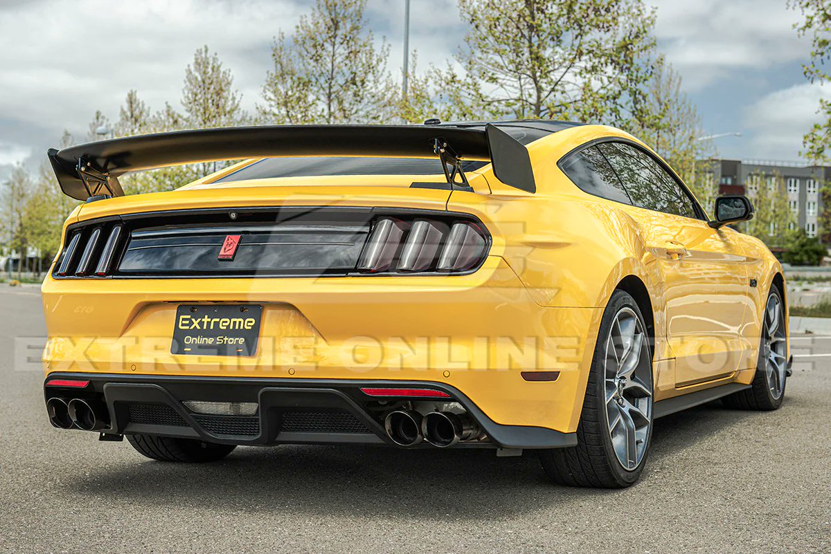 Store_EOS's tweet image. What is the purpose of a spoiler on the back of a car? extremeonlinestore.com/blogs/article/…