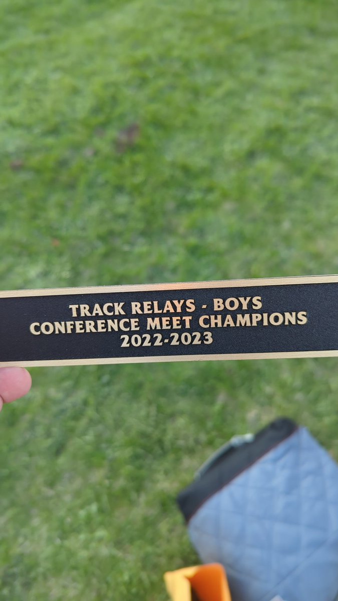 CoachLarsonOC's tweet photo. Your 2023 SEC Conference Relay Champions! Great TEAM performance today! https://t.co/7DzJ2MZsvV