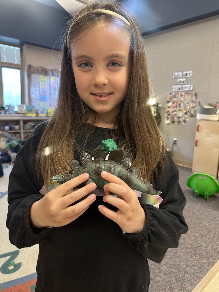 Cartycrew's tweet image. D is for dinosaurs and the new best day of school ever! 🦖