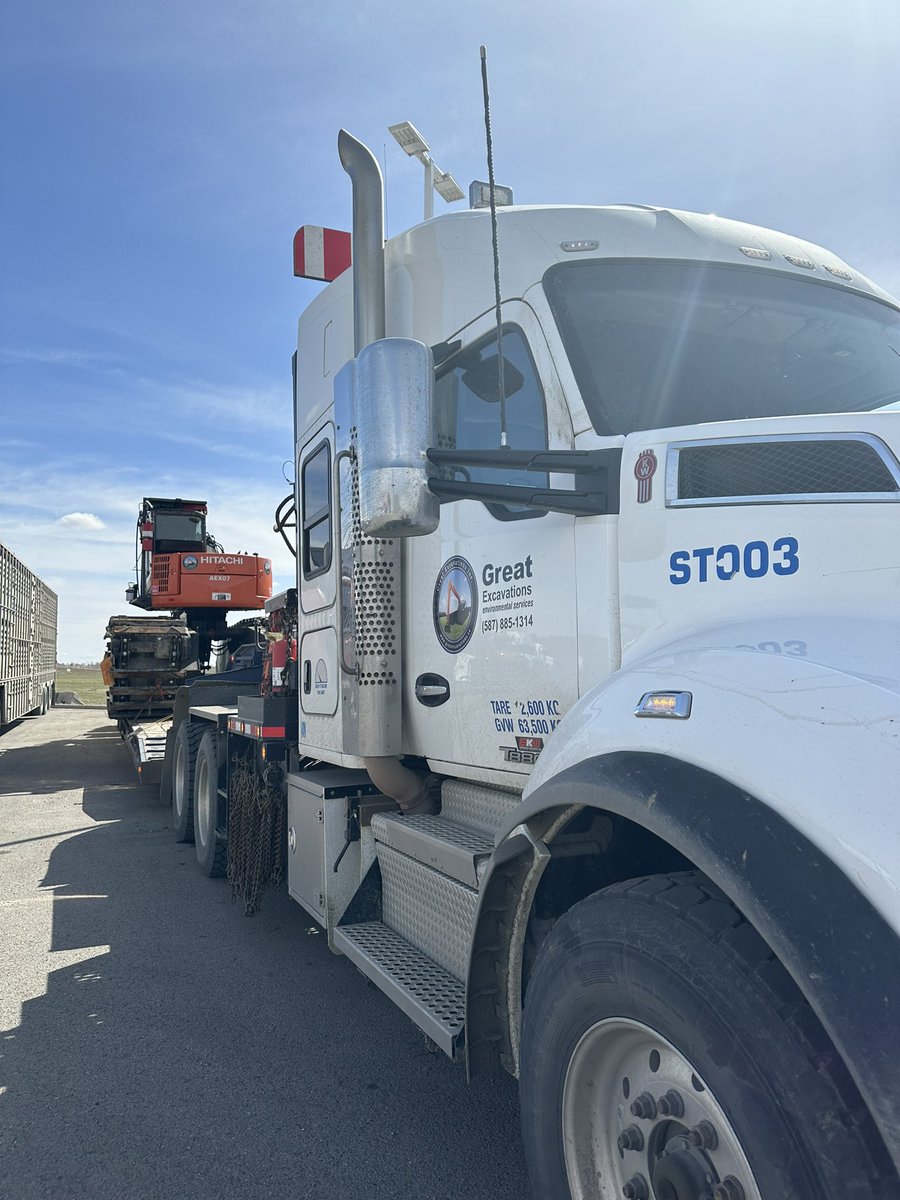 skielark's tweet photo. Hitting the road with @greatexcavating. https://t.co/3JLLKrtgEF
