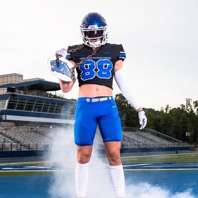 coachcheckai's tweet photo. 6'3 Greenbrier WR @LawsonWorthey will be attending the Monster Camp this weekend in Benton!

#MonsterCampDawg https://t.co/LH344iZjch