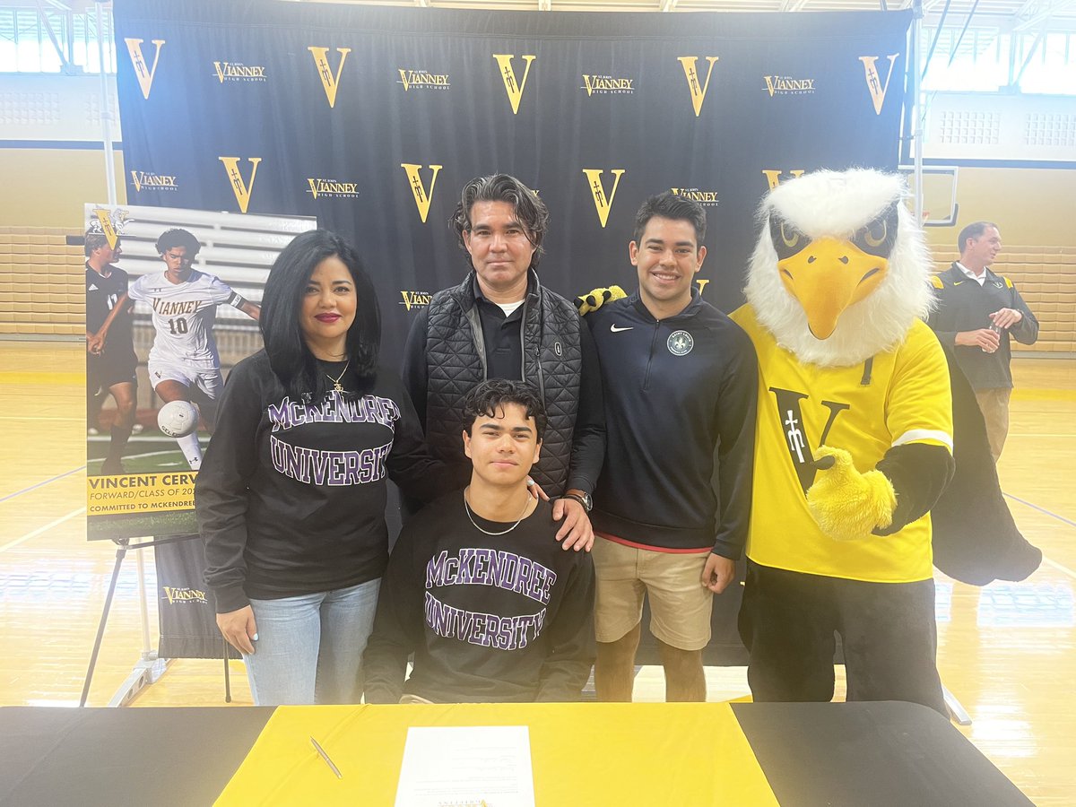 Vianney_Soccer's tweet photo. Congrats Vinny and Pablo on signing your National Letters of Intent today!! @vianneygriffins @USI_msoc @McK_Soccer https://t.co/8iwNVqQzc9