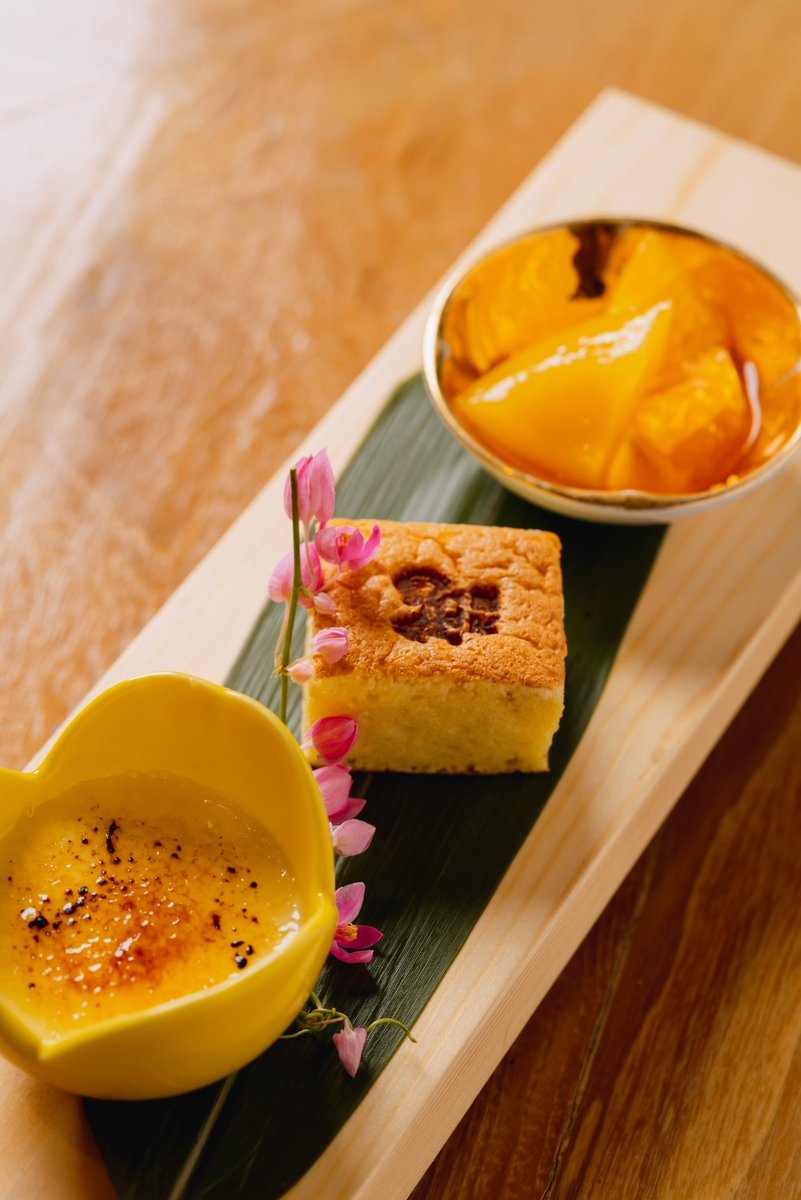 KingPowerhq's tweet photo. สดชื่นไปกับเมนูรับซัมเมอร์
ที่ ห้องอาหารเท็นโกะ 🍣
📍ตั้งอยู่บริเวณสวนพฤกษศาสตร์
ชั้นล็อบบี้ โรงแรมพูลแมน
คิง เพาเวอร์ กรุงเทพ
🕑 เปิดทุกวันพุธ – วันอาทิตย์
📱 สำรองที่นั่ง คลิก https://t.co/0MLVWww0rA
#KingPower
#PullmanKingPower
#Omakase
#TenkoBangkok https://t.co/JAZneYRwLf