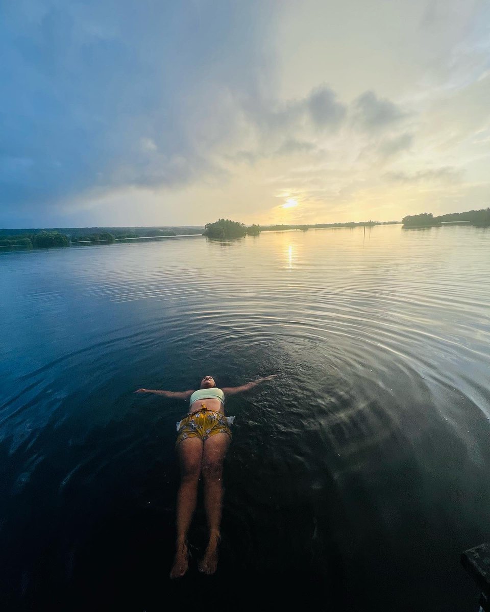 millicent_barty's tweet photo. They say you’ve not “been” to #Rennell if you haven’t reached the Lake. They are not lying. 

Lake #Tegano [Mugaba] boasts 15,500 hectares of water. It’s the largest insular freshwater #lake in the Pacific. 

Truly majestic! Such a privilege to bask in her glory.
#SolomonIslands https://t.co/KMOtkmRhKr