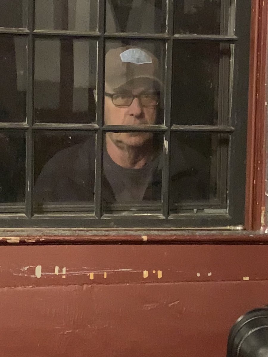cocobuzz's tweet photo. You never know what you’ll find at The Conjuring House. We had a very rare encounter with a peeping John. 🤣 #HauntedRoadTrip #PeepingJohn #ParanormalInvestigation #RareEncounters #BabyItsColdOutside #TheyLockedMeOut #LetMeInn #Ahhh! #DidIBeatTheGuy https://t.co/XlzeILrniN