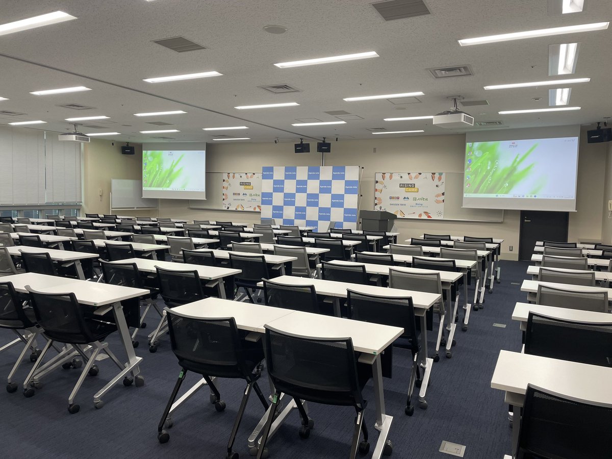 nanovation_koho's tweet photo. \ #ライジングキャンプ 開催!/
U35の #マーケティング 担当者に向けたワンデイカンファレンスがいよいよ10時にオープンします😉 雨なので参加者の皆さんはお気をつけてお越しください☔️ #RiC23 #marketing #カンファレンス https://t.co/GvFdVelNcK