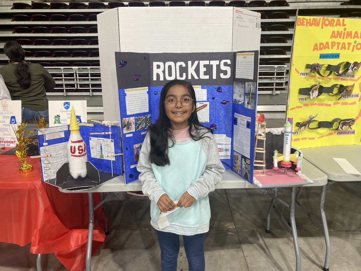 Padilla4Jessica's tweet photo. So proud of our @JohnsonES_AISD students presenting their projects at the @AldineISD GT Expo! Amazing work 👏 #johnsonjaguars https://t.co/PmUvy2iRqb