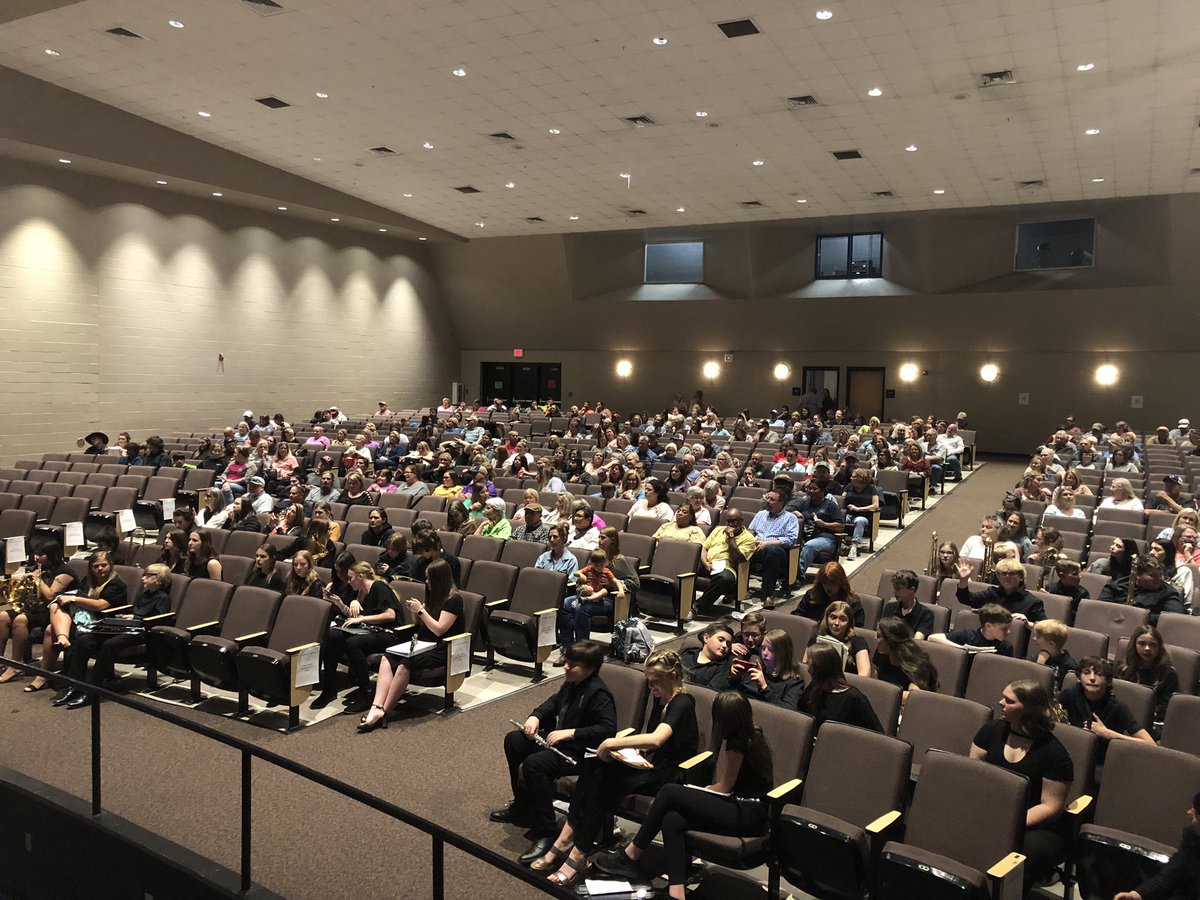 Steven Ray (@ogprincipal) on Twitter photo A great night for a band concert at <a href="/OakGroveTigers/">Oak Grove HS</a> Our band is top-notch! And look at the crowd! #OG4LiFe <a href="/JEFCOED/">Jefferson County Schools</a> <a href="/OakGroveBand/">Oak Grove HS Band </a> A great night for a band concert at <a href="/OakGroveTigers/">Oak Grove HS</a> Our band is top-notch! And look at the crowd! #OG4LiFe <a href="/JEFCOED/">Jefferson County Schools</a> <a href="/OakGroveBand/">Oak Grove HS Band </a>