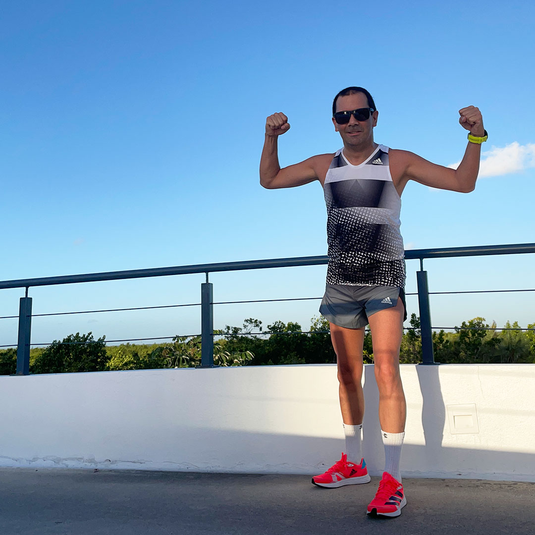 The secret of staying young is to live honestly, eat slowly, and lie about your age 

#ramonosorio #run #running #trilife #triogyracing #teamblackshark #triatleta #triathlete #tri365