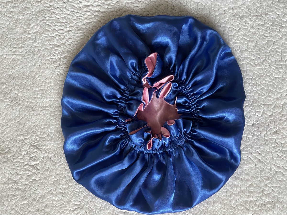 JaeBonnets's tweet photo. ✨ORDER NOW✨Plain Ruffle Satin Bonnets Available.  
🫧Large: $10
🫧XLarge: $15 https://t.co/ZGkzo8nj7Y