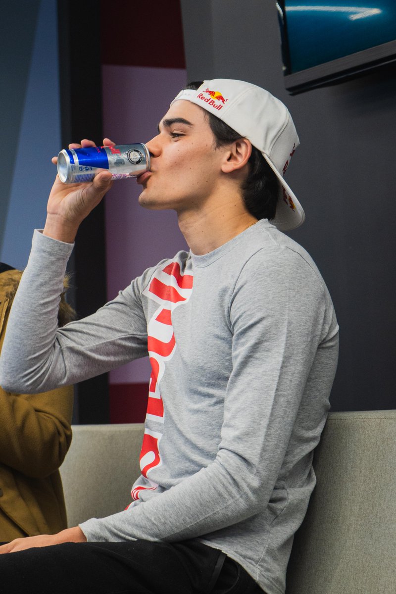 Red Bull Colombia (@redbullcol) on Twitter photo Mañana tendremos un live con <a href="/sebasmontoya58/">Sebastian Montoya</a> y queremos saber ¿qué le preguntarías a este piloto de la Fórmula 3?
Deja tu pregunta en los comentarios
#RedBull #TeDaAaalas #FIA3 #RedBullJuniorTeam #Colombia #PreguntaASebasM Mañana tendremos un live con <a href="/sebasmontoya58/">Sebastian Montoya</a> y queremos saber ¿qué le preguntarías a este piloto de la Fórmula 3?
Deja tu pregunta en los comentarios
#RedBull #TeDaAaalas #FIA3 #RedBullJuniorTeam #Colombia #PreguntaASebasM