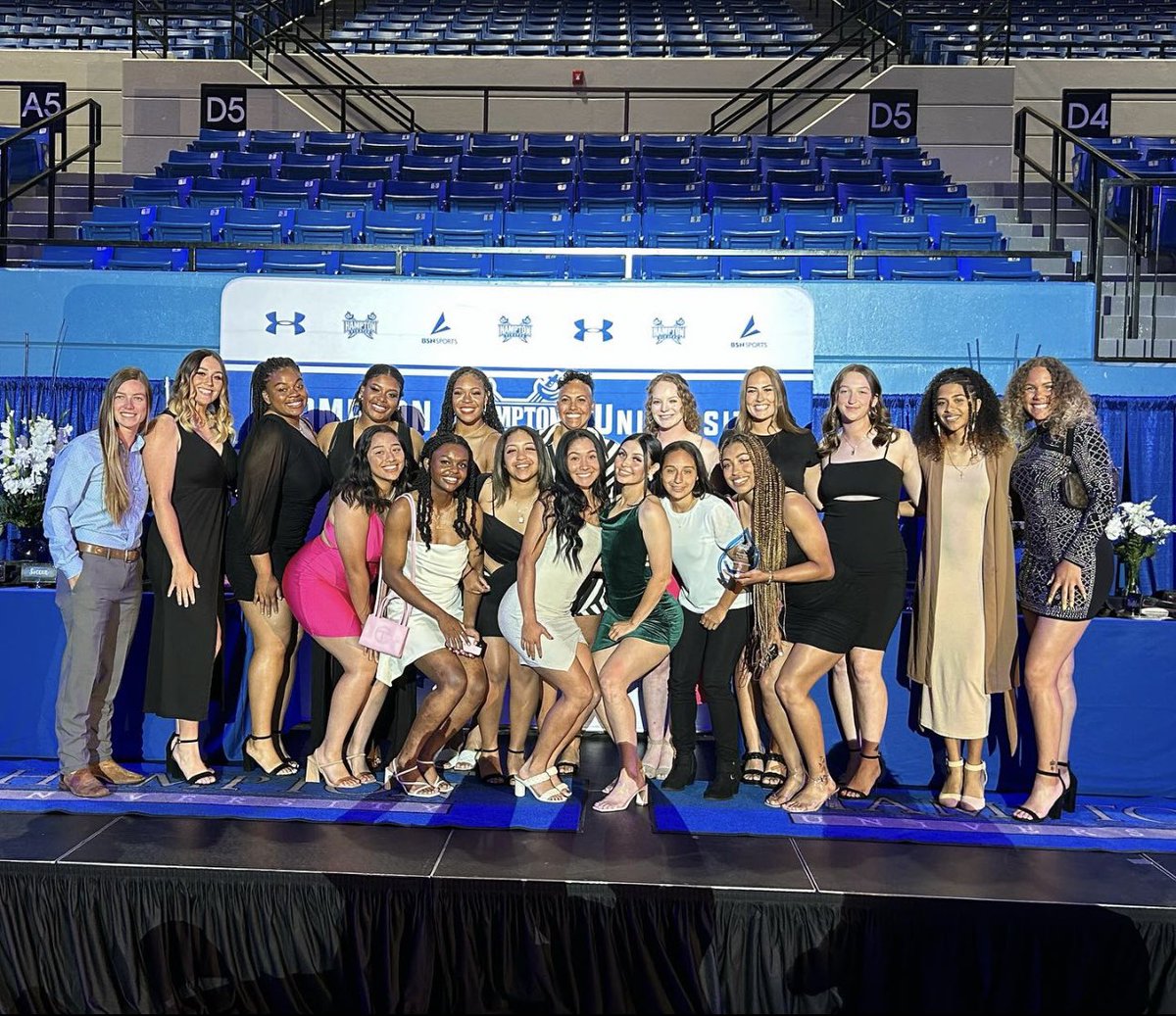 This team cleans up pretty well... 😮‍💨🔥 

#TheRealHU #HamptonU