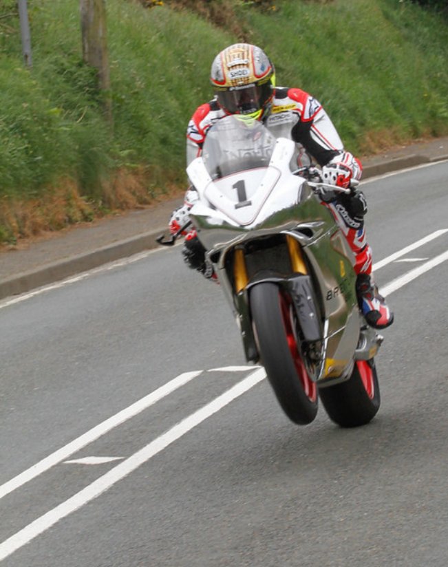StephenOWC33's tweet photo. It's #WheelieWednesday again so here's John McGuinness MBE on a Norton
#IOMTT #ShitBike #OwnerWasACunt #Nw200 #BSB #MotoGP #Wsbk https://t.co/JhEuqAyIcn