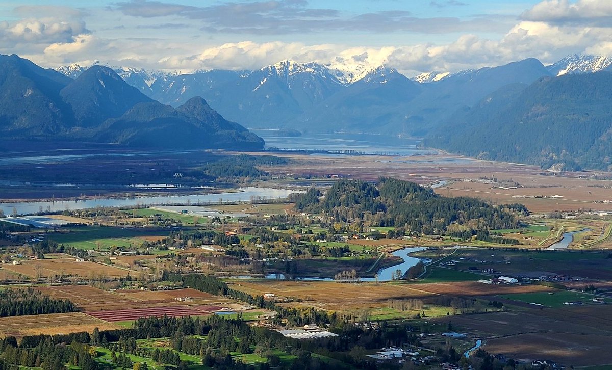 Beautiful #PittMeadows showing off again 🤩 #Vancouver #YVR #Canada #helicopterlife