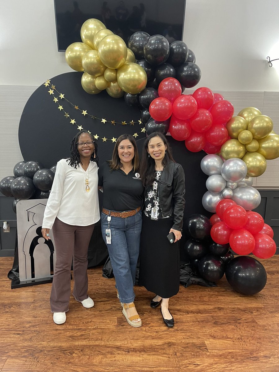I have the BEST job! 🥰  This year I had the honor of coaching, supporting and encouraging 16 first year teachers and tonight we rolled out the red carpet (literally 😊) to celebrate all of their amazing work! Thank you <a href="/rrisdects/">Round Rock ISD Early Career Teacher Support</a> for your dedication to our <a href="/rrisd/">Round Rock ISD is @roundrockisd</a> students! ❤️