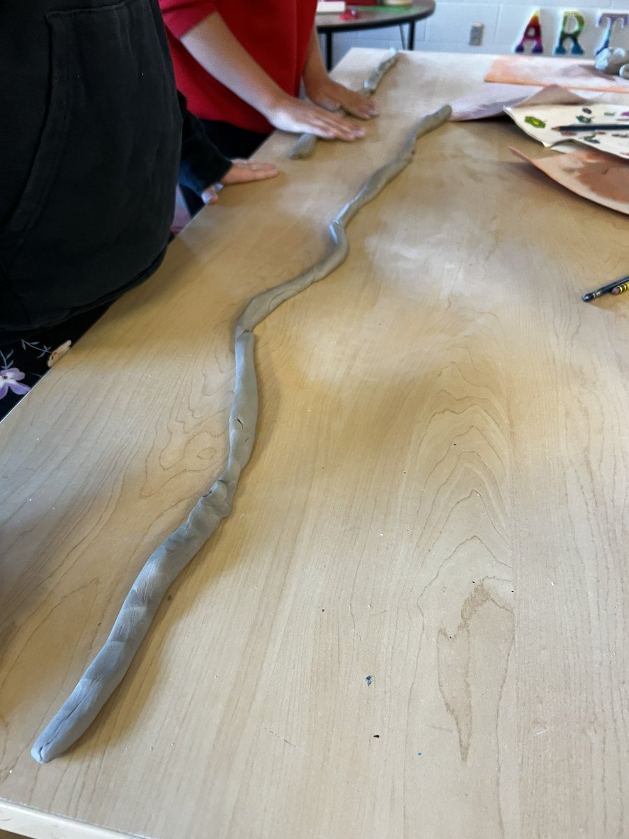 artBWHS's tweet photo. 5th grade was introduced to clay techniques this week…just a friendly challenge…who can roll the longest, continuous coil! @BWISOH @BWLSD https://t.co/LEadmJtNVS