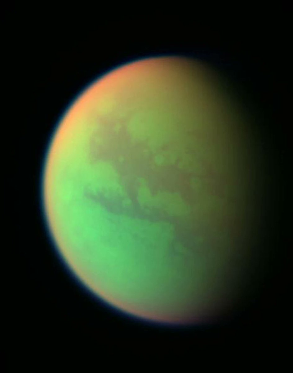 latestinspace's tweet photo. Space fact: Titan is the only other world in our solar system with lakes and oceans https://t.co/ibMaEpubC9