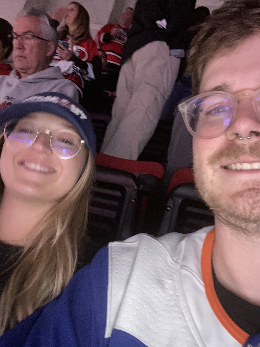 tflameee's tweet image. #caniacsmile