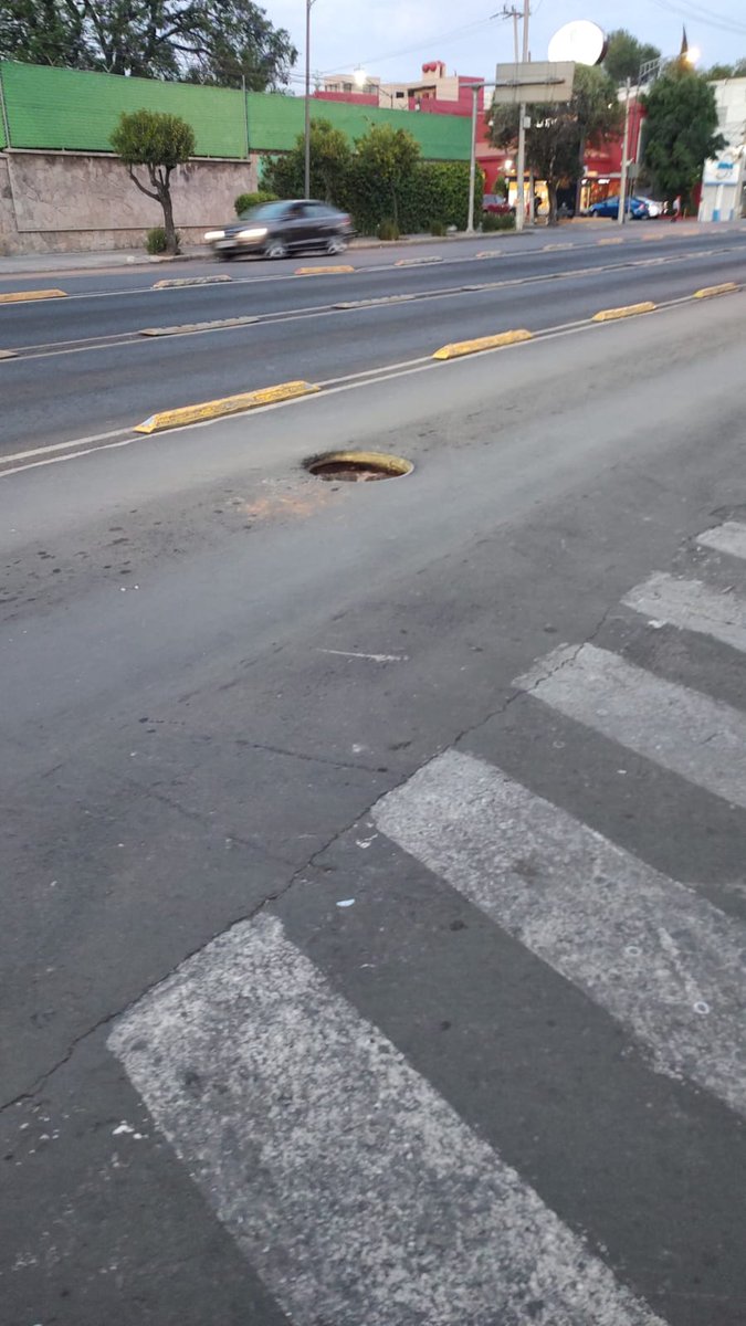 alertabikerof's tweet photo. @SOBSECDMX coladera sin tapa sobre avenida Montevideo y calle linares Cerca de Eje 5 Nte, Lindavista, Gustavo A. Madero, 07300 Ciudad de México, CDMX https://t.co/6tYqdllsZf