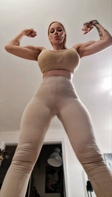 Imagine these thighs wrapped around you? 😜  #thighs #biceps #bigtits #bodybuildingfemale #thickmuscle<a href="/tag/thighs"class="tags">#thighs</a><a href="/tag/biceps"class="tags"><span>#biceps</span></a><a href="/tag/giantess"class="tags"><span>#giantess</span></a><a href="/tag/bigtits"class="tags"><span>#bigtits</span></a><a href="/tag/amazonian"class="tags"><span>#amazonian</span></a><a href="/tag/bodybuildingfemale"class="tags"><span>#bodybuildingfemale</span></a>