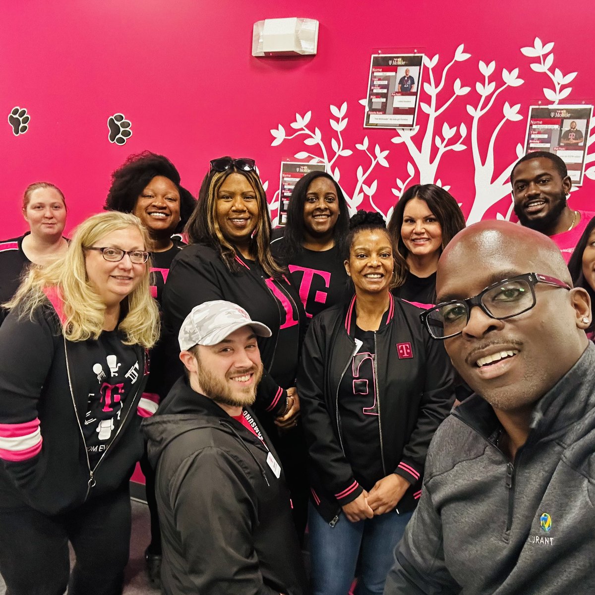 Candice England tweet media