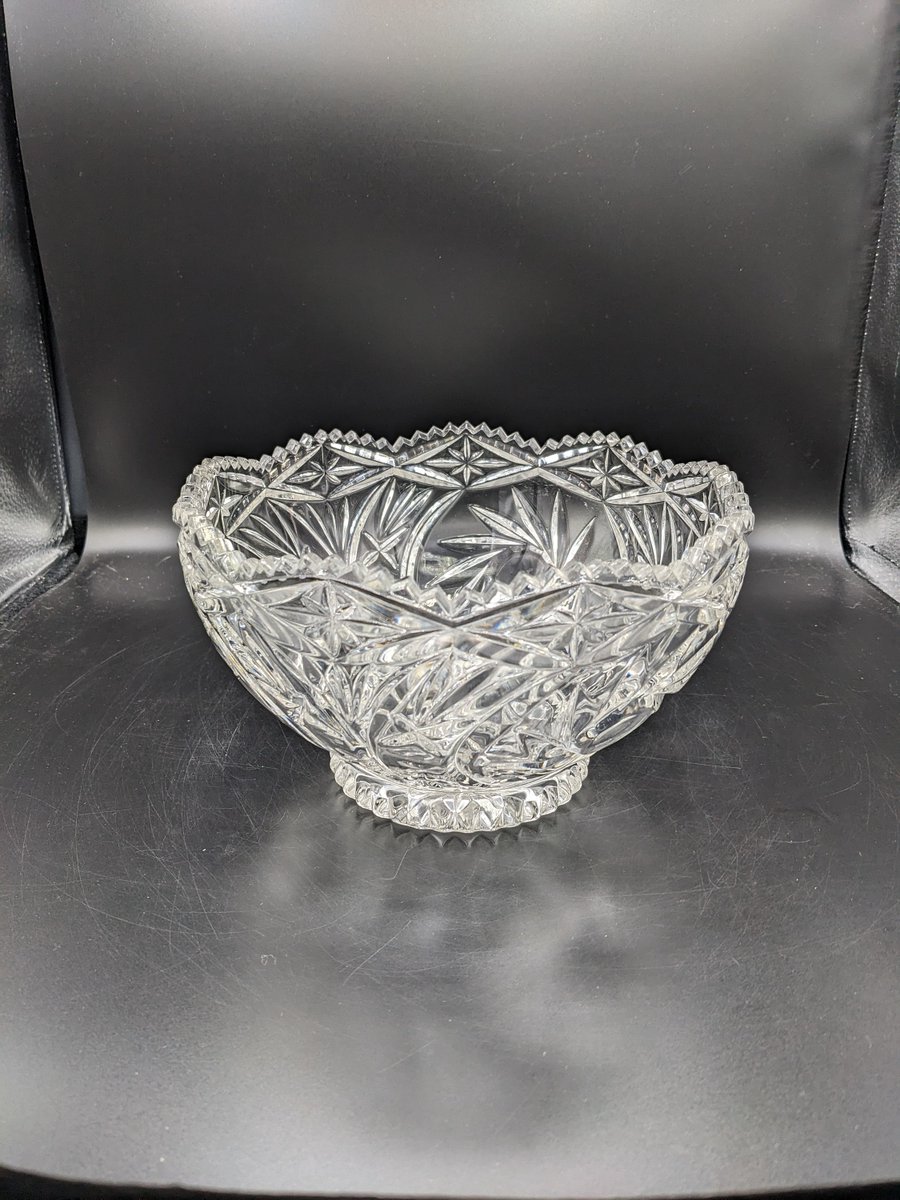 Excited to share the latest addition to my #etsy shop: 1940's Vintage Lead Crystal Footed Bowl with Sawtooth Edge Hobstar & Pinwheel Cuts etsy.me/3n4w3Dz #clear #glass #reusable #crystal #1940s #vintage #leadcrystal #footedbowl #sawtoothedge