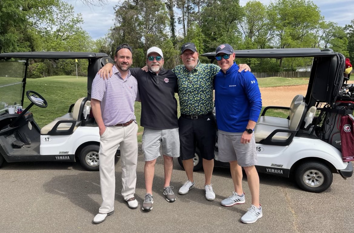 F3GoodHandsLex's tweet photo. Thank you to @LakeMurrayIrmo for hosting an awesome tourney @MidCarolinaClub Didn’t stick around to see if we won but we probably did. #Networking #Golf #UnderPar #Insurance #GooseheadInsurance #ThankYou @BayEquity @followgoosehead @coldwellbanker https://t.co/Qm10owIG3O