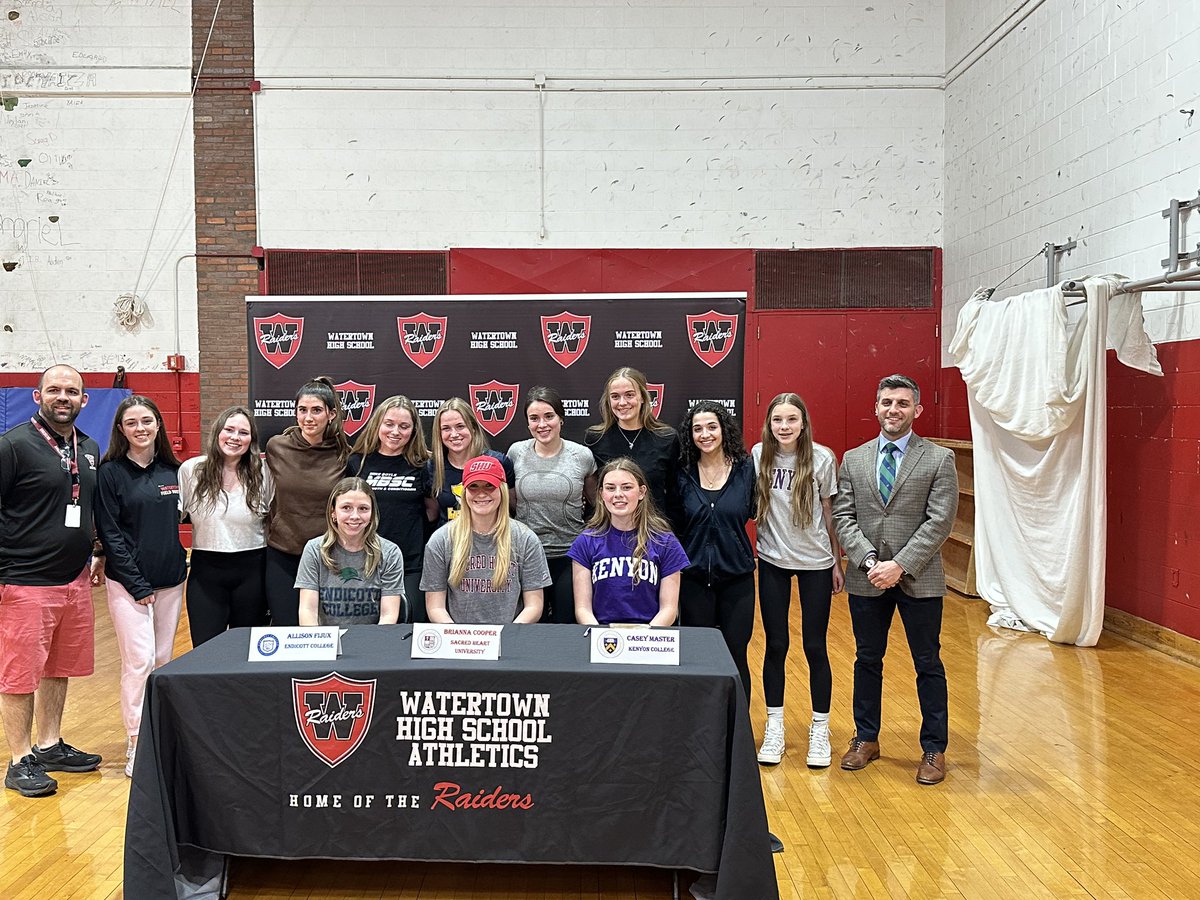 Congratulations to Allie Fijux (Endicott), Brianna Cooper(Sacred Heart), and Casey Master (Kenyon) for recently signing a commitment letter for their college. We wish you the best!