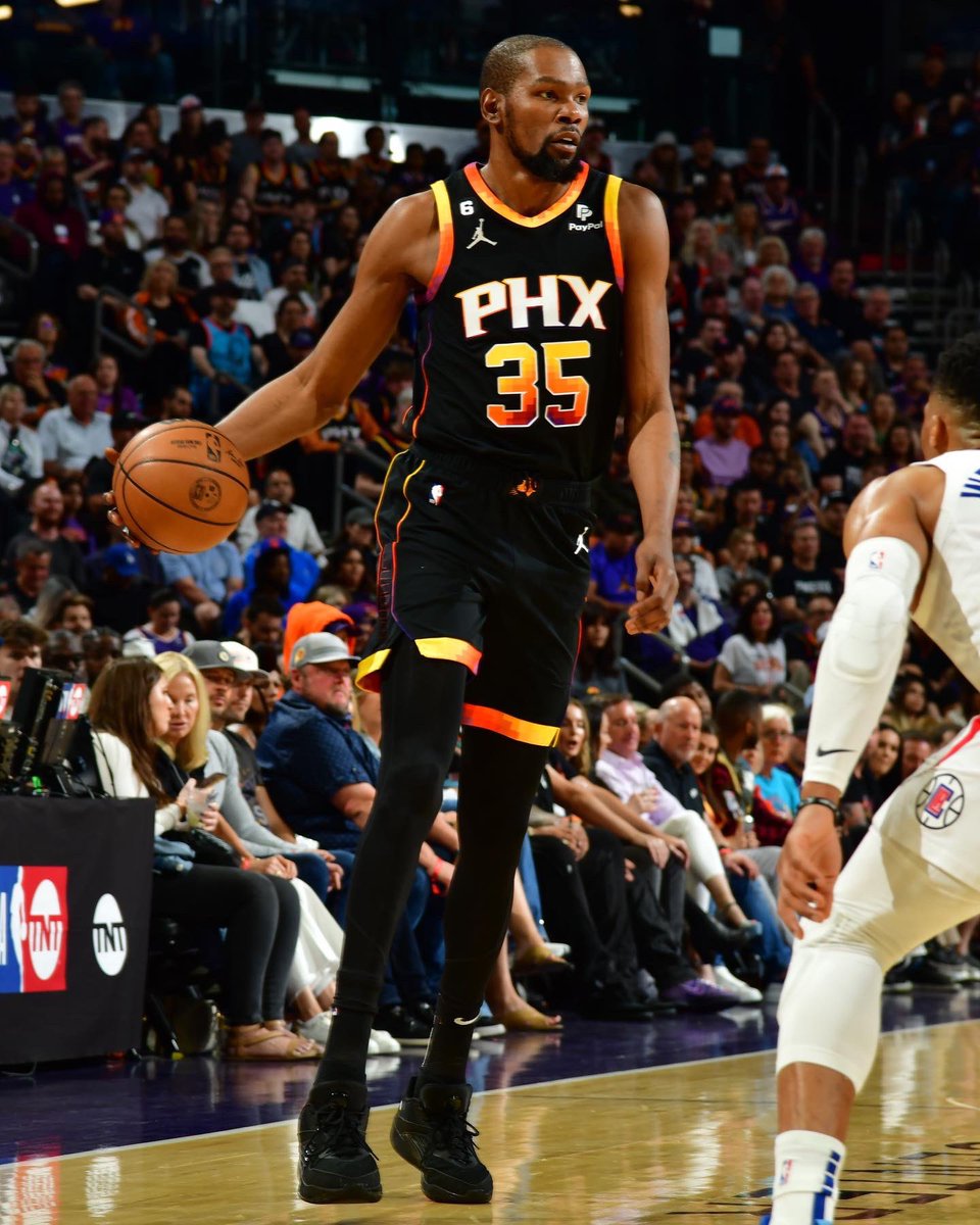 aka_themamba's tweet image. KD has won 28 of the last 31 games he’s played in. In his last five close-out post-season games, the ‘Slim Reaper’ has averaged 39.8 ppg, 7.2 rpg, and 4.6 apg, while shooting 52% from the floor, 41% beyond the arc, and 91% from the line. #CloseOut