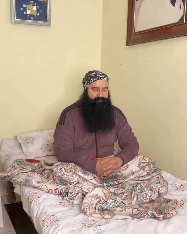 ImPinny947's tweet photo. Saint Gurmeet Ram Rahim Ji says that Meditation is the solution of all problems
#FindGodWithin
#Meditation
#SelflessService
#ServeHumanity
#DeraSachaSauda
#SaintRamRahimJi
#BabaRamRahim
#SaintDrMSG
#GurmeetRamRahim
#SaintDrGurmeetRamRahimSinghJi
#RamRahim
#PowerOfMeditation https://t.co/qfBEyWULqc