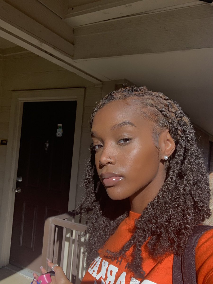 itssvolay's tweet image. Love my physique🩷