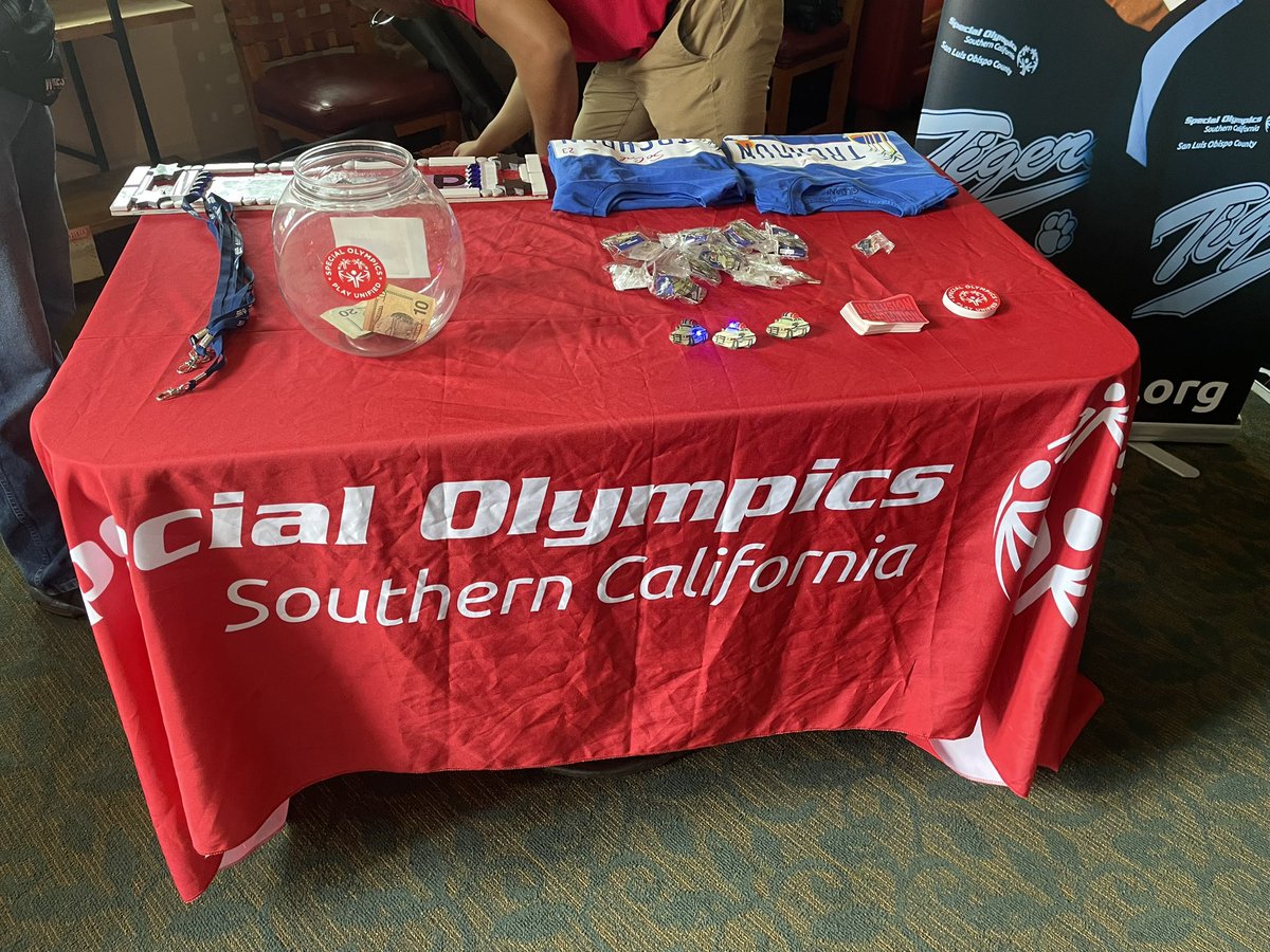 I would like to thank everyone who  attended LAPD Newton Divisions #TipACop Event.  All proceeds will go to Special Olympics Southern California. 
A special thanks to Newton SLOs and Avila’s El Ranchito Restaurant for hosting the event.  #SpecialOlympics