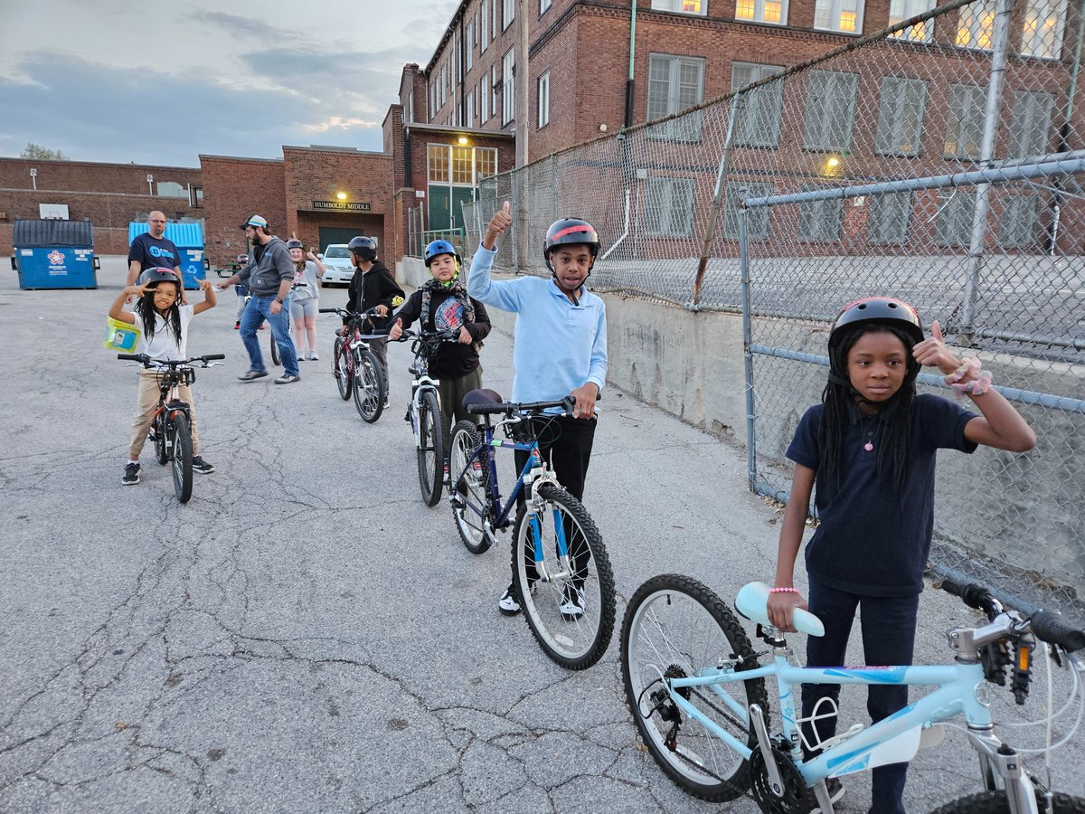 Thumbs up to this group of seven tonight as they wrap up their first outdoor practice ride! #LearnToRide #Day2