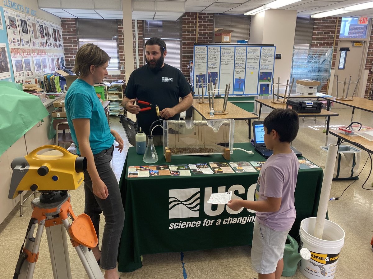 Allen Park (@allenparkelem) on Twitter photo We had a great turnout tonight for Family STEM Night! So many fun and engaging activities for our students and their families! <a href="/LeeSchools/">School District of Lee County</a> <a href="/ElemScience_J3/">Elementary Science Team</a> #TeamAllenPark #WorkHardShineBright We had a great turnout tonight for Family STEM Night! So many fun and engaging activities for our students and their families! <a href="/LeeSchools/">School District of Lee County</a> <a href="/ElemScience_J3/">Elementary Science Team</a> #TeamAllenPark #WorkHardShineBright