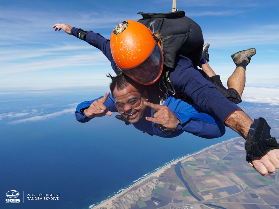 MontereySkydive's tweet photo. Jump over the Pacific Ocean with beautiful views of Monterey, Santa Cruz and the Bay Area.

Save $25 on a weekday 18,000-foot skydive in April
https://t.co/1Dlf5xU3U1 https://t.co/aWA2cMB6Fw