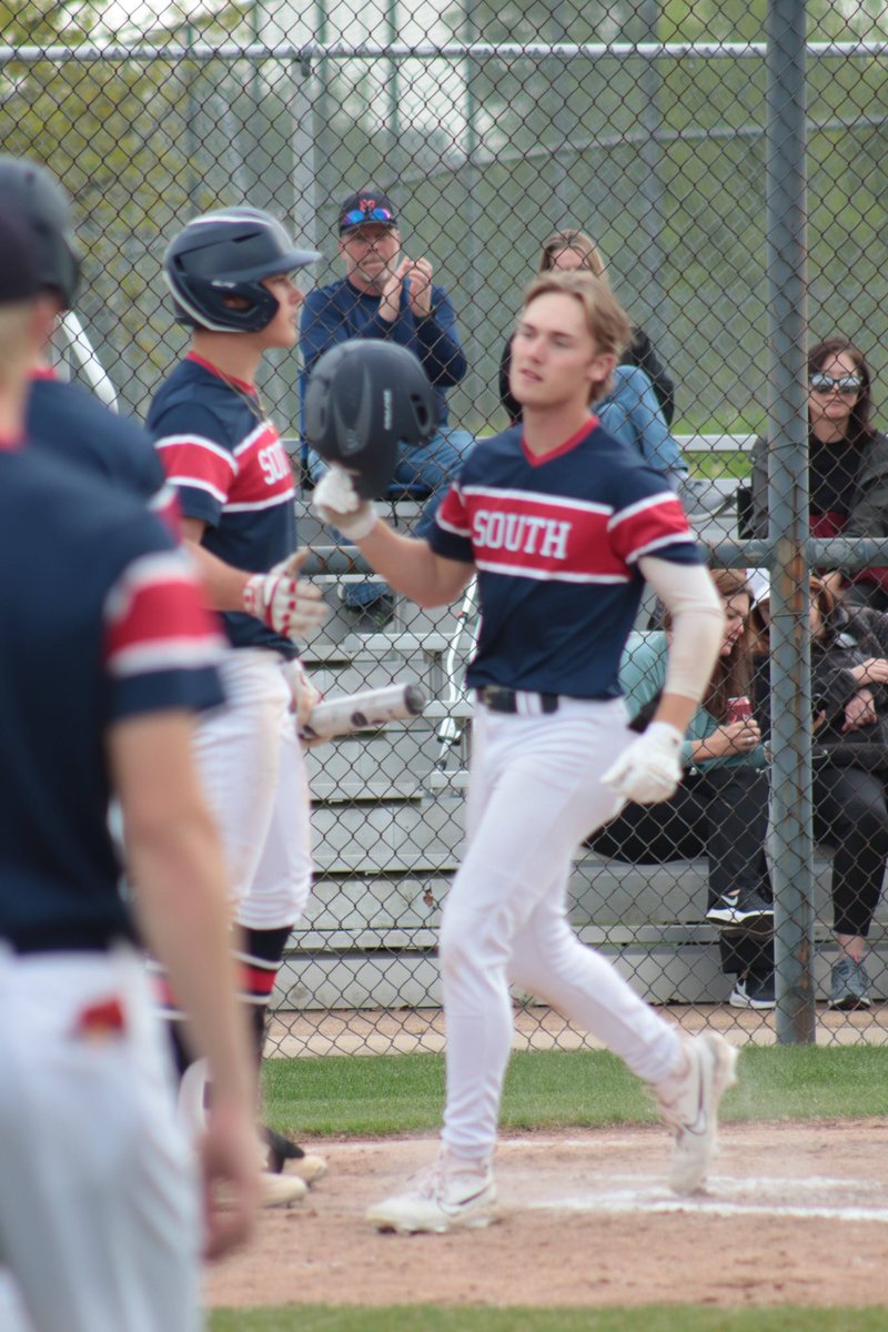chbennett32's tweet photo. Great Conference win over Parkway Central winning 15-6. Also had a good day at the plate going 2-3 with a single and a Home run. On base 5 times, 3 runs scored , 1 RBI, 2 SB. 
@PBRMissouri 
@PBR_Uncommitted 
@PSouthBaseball 
@stlprospects https://t.co/D51lnaIJC2