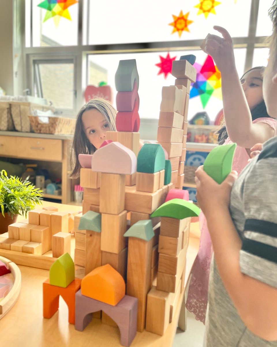 JoysofKinder tweet media