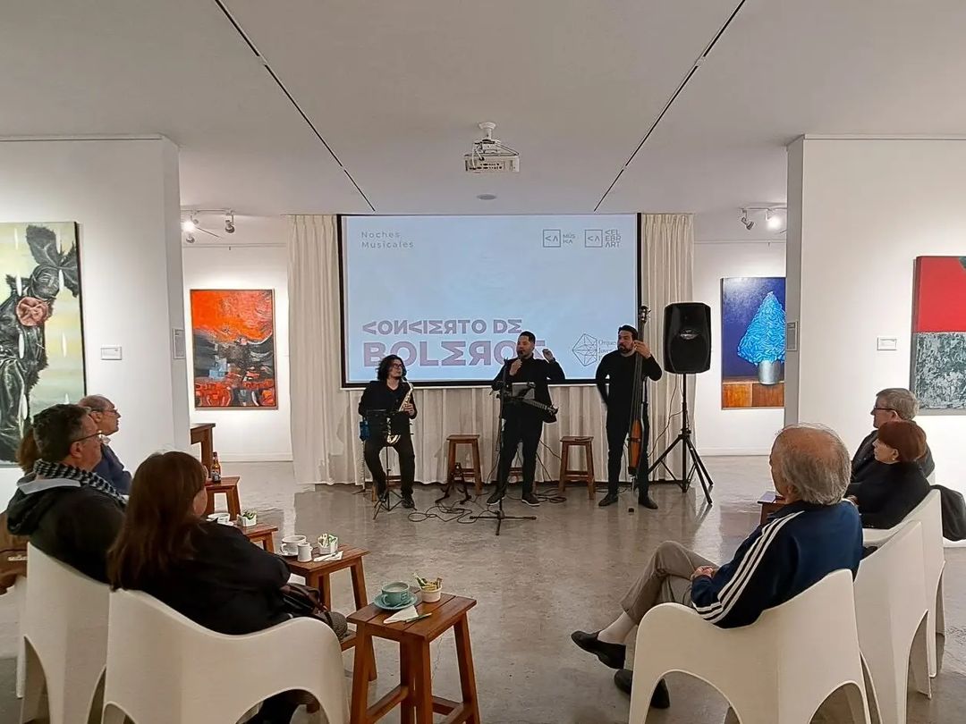 orquestajovenec's tweet photo. ✨Una maravillosa velada con un especial de boleros llenos de sentimientos 🎶

🎶¡Sigamos disfrutando juntos del arte de la música en #celebrartart💥 https://t.co/Appd3fDxtP