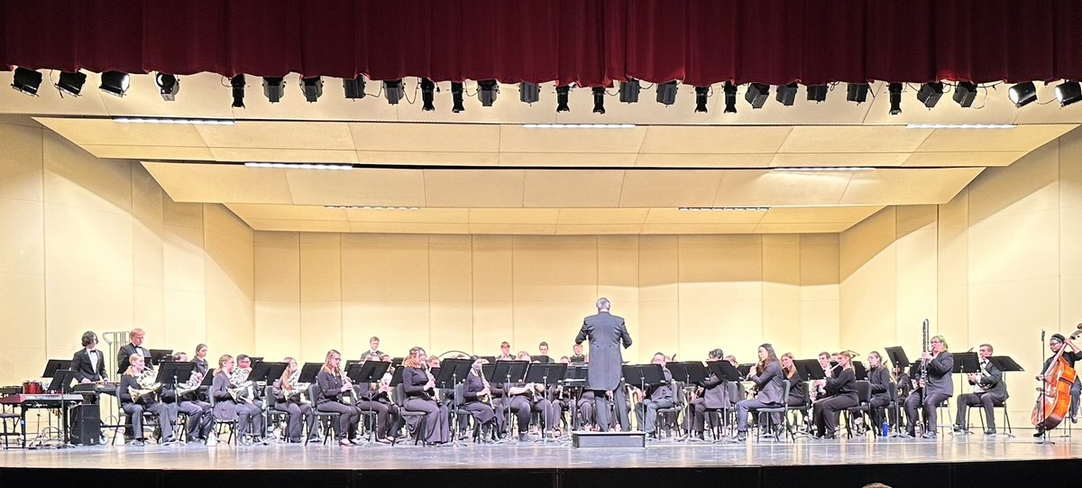 Andy Armacost (@undpresident) on Twitter photo Spring at the <a href="/UofNorthDakota/">U of North Dakota</a> means the campus is alive! The UND Wind Ensemble and University Band gave outstanding performances tonight at the Chester FritzAuditorium! #UNDproud Spring at the <a href="/UofNorthDakota/">U of North Dakota</a> means the campus is alive! The UND Wind Ensemble and University Band gave outstanding performances tonight at the Chester FritzAuditorium! #UNDproud