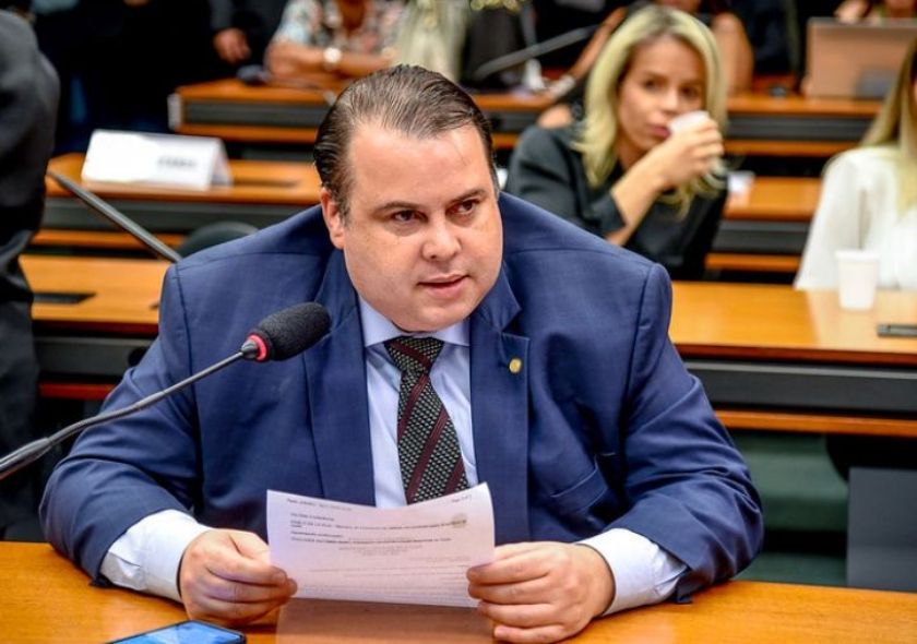 fellipebambam's tweet photo. Desmascarando Quem Votou a Favor do PL da Censura, Guardem esses Rostos e Nomes para  as próximas eleições: Julio Arcoverde  PI; Julio Cesar Ribeiro DF; Junior Lourenço- PL  MA.  Lafayette de Andrada- MG....Parlamentares eleitos com votos de conservadores que traíram seus eleitores!