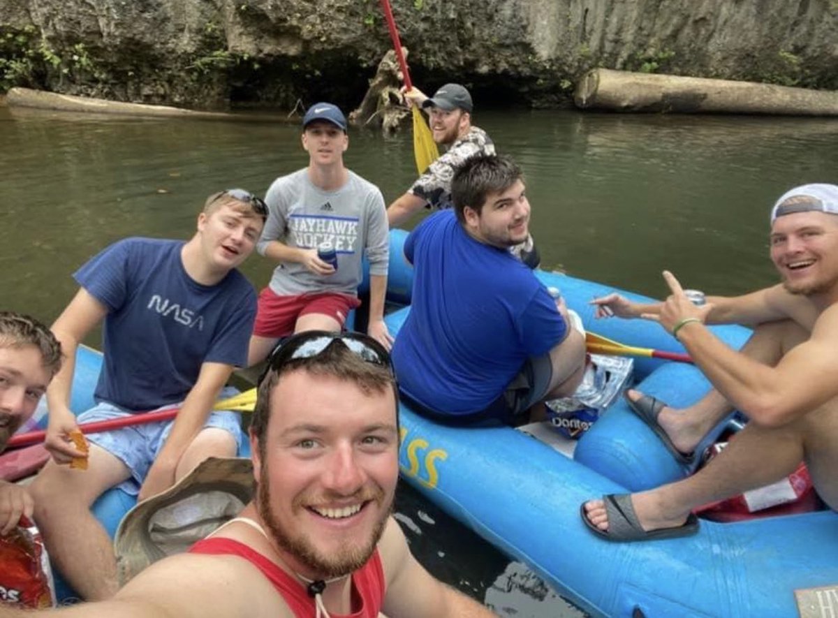 Foxn22's tweet photo. Miss you so much @Kyler_Alderson 🕊️❤️ life hasn’t been the same without you. https://t.co/OMwTRvqGkJ