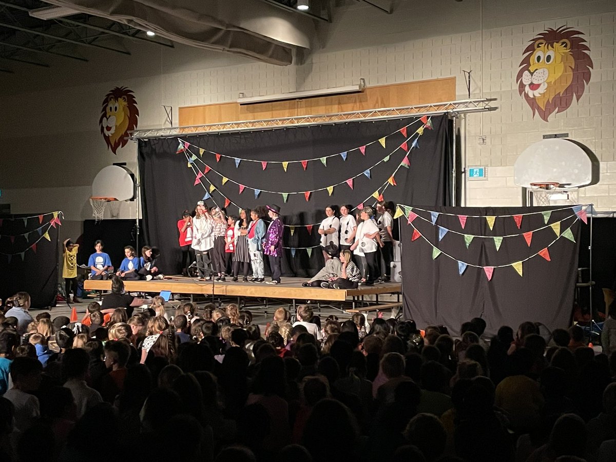 KE Kindergarten (@kinderke_stanne) on Twitter photo Wow! We have such incredible talent at St. Anne! Amazing performance by the grade 5/6 production club, on and off stage. Congratulations and a big thanks to <a href="/sierraladeroute/">Ms.L</a> <a href="/BlairDenisa/">Mrs. Blair</a> <a href="/MsProphet_/">Micaela Prophet</a> <a href="/StAnne_Resource/">St. Anne Resource</a> for all your time and hard work. We loved it π <a href="/StAnneOCSB/">St. Anne School</a> Wow! We have such incredible talent at St. Anne! Amazing performance by the grade 5/6 production club, on and off stage. Congratulations and a big thanks to <a href="/sierraladeroute/">Ms.L</a> <a href="/BlairDenisa/">Mrs. Blair</a> <a href="/MsProphet_/">Micaela Prophet</a> <a href="/StAnne_Resource/">St. Anne Resource</a> for all your time and hard work. We loved it π <a href="/StAnneOCSB/">St. Anne School</a>