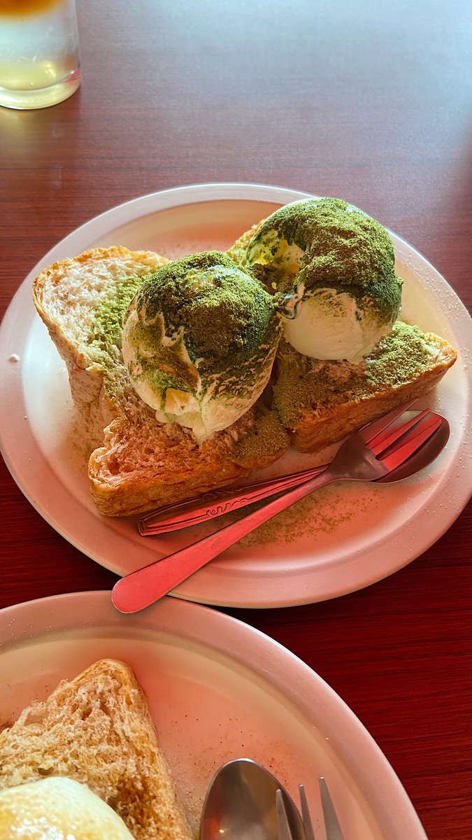 ANSRMD's tweet photo. Sarapan yang menyenangkan!✨
Roti dingin matcha dan roti dingin soy. https://t.co/KKES41C0kZ