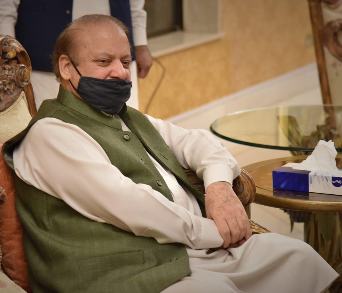 پاکستان کے تمام مسائل کا حل صرف میاں صاحب کے پاس ہے۔۔۔