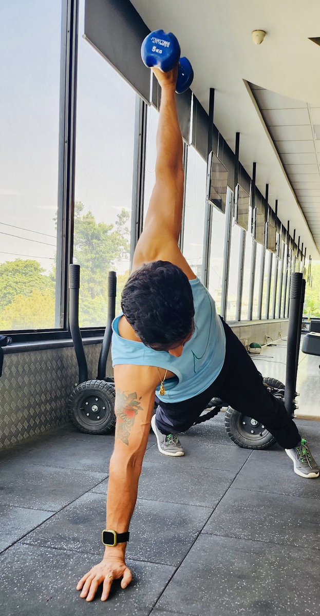 tallowdotin's tweet photo. โ๏ธ๐๏ธโโ๏ธ Nothing gets me more pumped for a gym session than soaking up some sunshine! โ๏ธ๐ My veins are popping and I'm ready to push past my limits ๐ช #sunshine #gymmotivation #nextlevelfitness https://t.co/mGbkO3dySt
