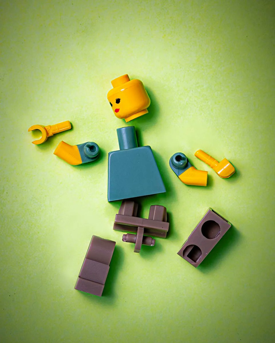 "T-shaped full-stack product problem solvers" how we envision what a software engineer work is at <a href="/avec_alan/">Alan</a>. Read more on our blog: buff.ly/41tis7L, from <a href="/El_Picador/">Rémy-Christophe Schermesser</a>