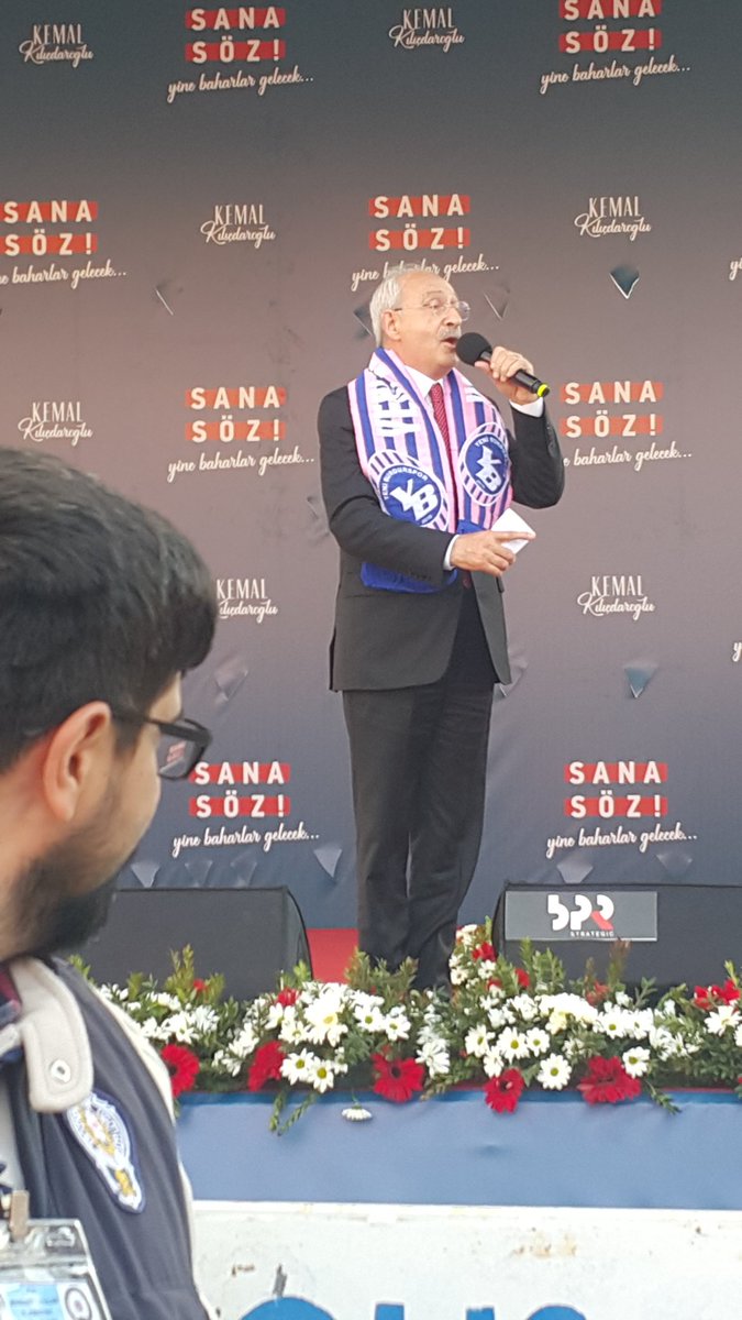 Vakti gelmiş düşüncenin
önünde hiç bir güç dura
maz