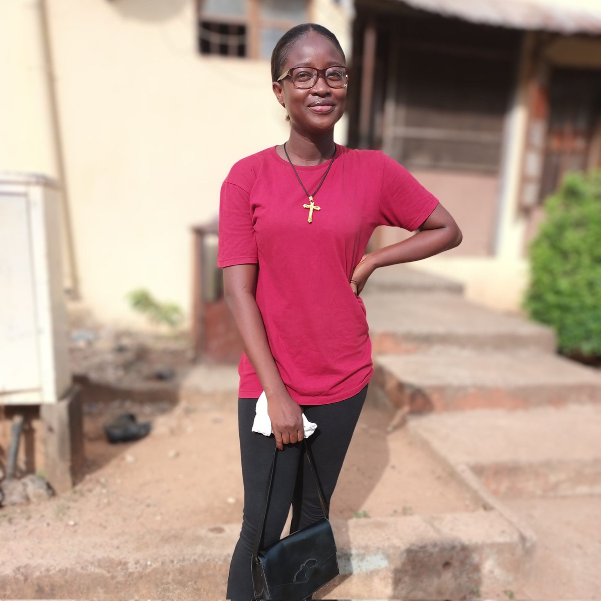 etonubella's tweet photo. #NewProfilePic https://t.co/Lv4qKdkrQ5